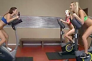 /images/Lez Girl (blake&karlie&kenna) And Mean Girl In Punish Sex Tape clip-13