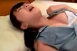 /images/Asian begs dad to stop